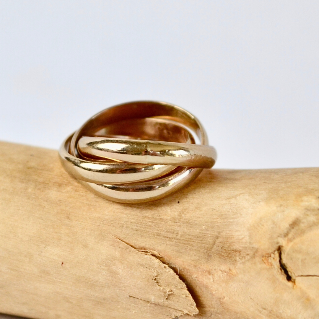 Yellow Gold Trinity Ring – madeleineholloway
