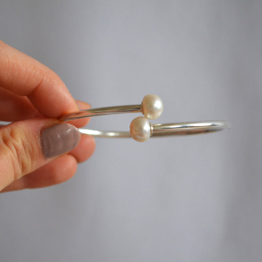Silver & Freshwater Pearl Bangle