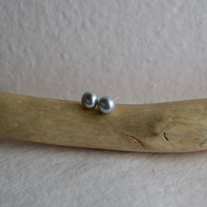 Classic Button Pearl Studs