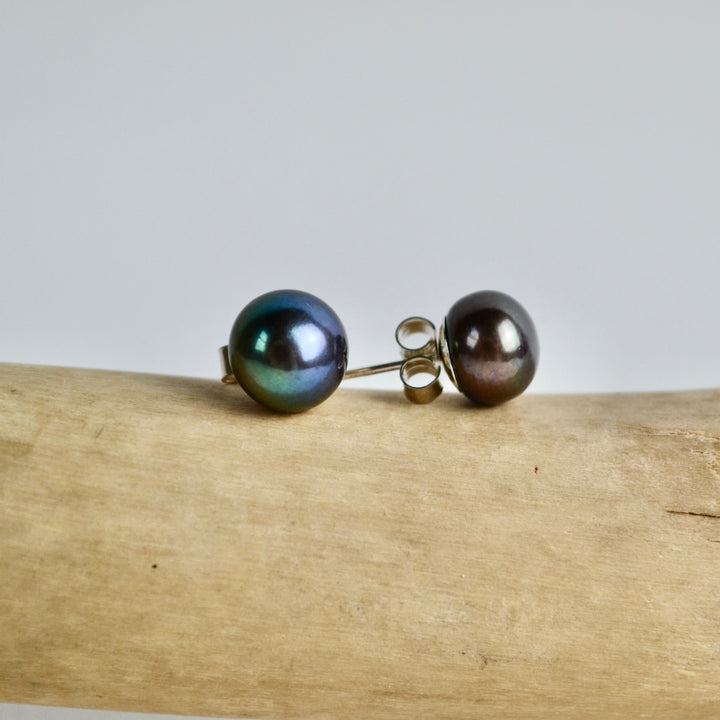 Classic Button Pearl Studs