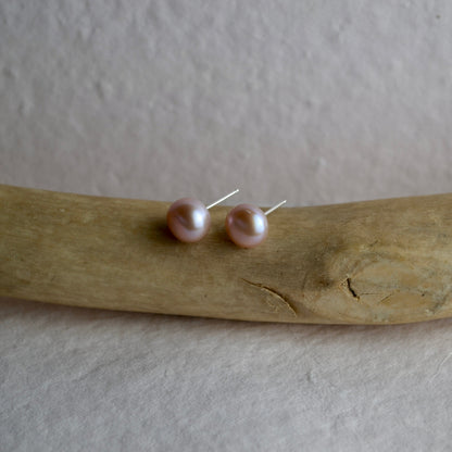 Classic Button Pearl Studs