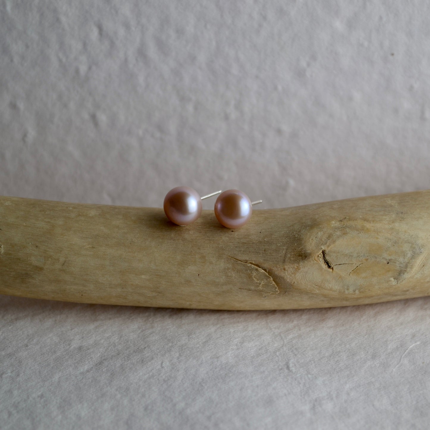 Classic Button Pearl Studs
