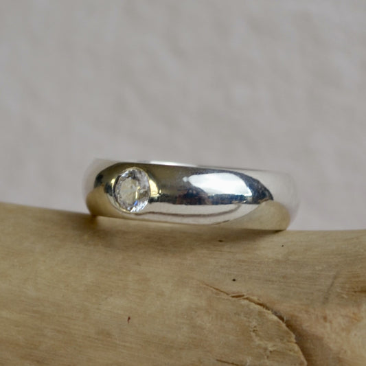 Round Diamond Band