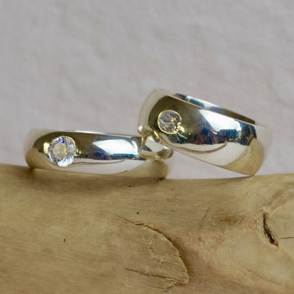 Wide Oval Diamond Band