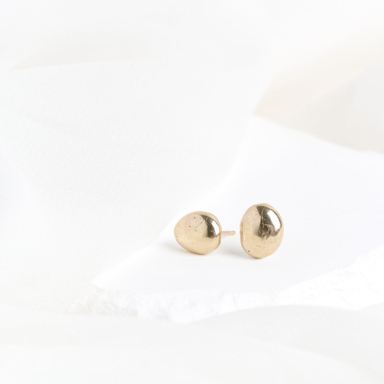 Gold Pebble Bracelet & Stud Set